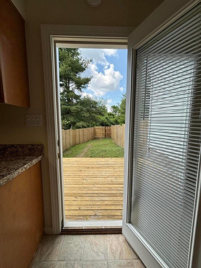 Building Photo - 3437 Gatewood Ct