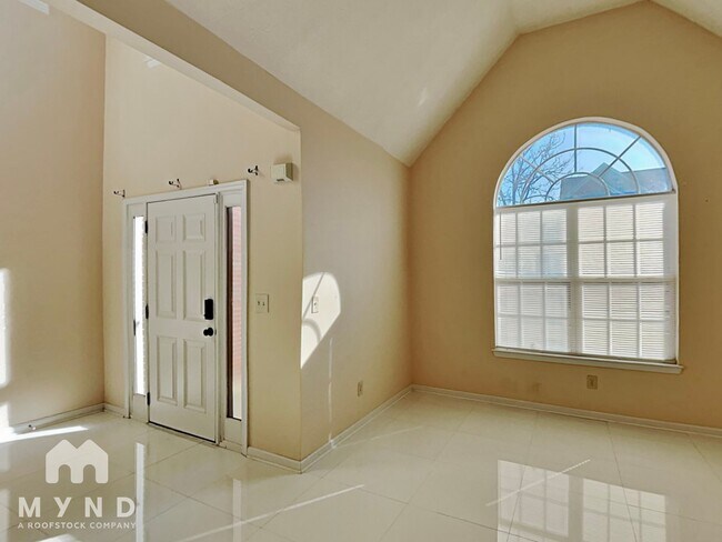 Foto del edificio - 492 Townsend Bend
