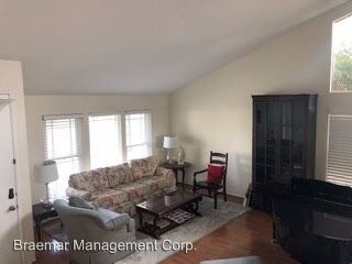 Building Photo - 4 br, 3 bath House - 139 Japonica Court