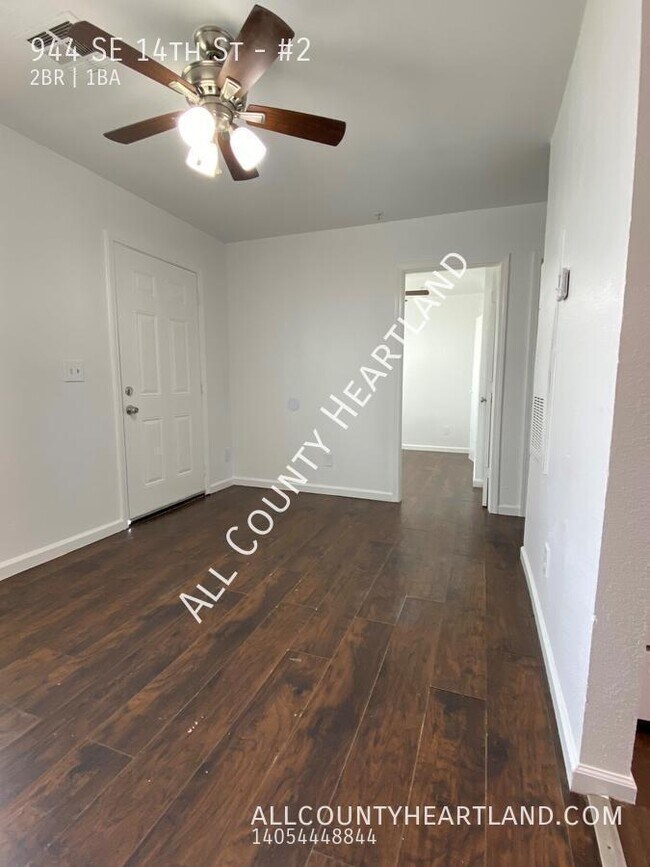 Foto del edificio - 944 SE 14th St