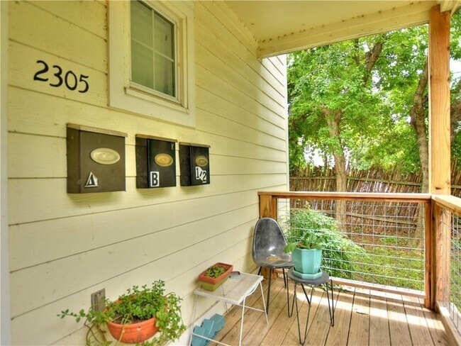 Foto del edificio - 2305 Longview St