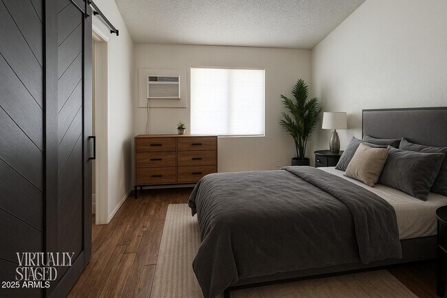 Foto del edificio - 302 S Westfall Ave
