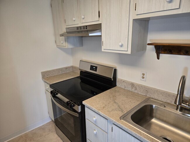 Foto del edificio - 4849 Grace Rd