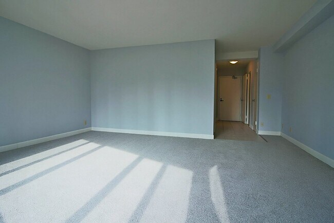 Foto del edificio - 1357 N Lake Shore Dr