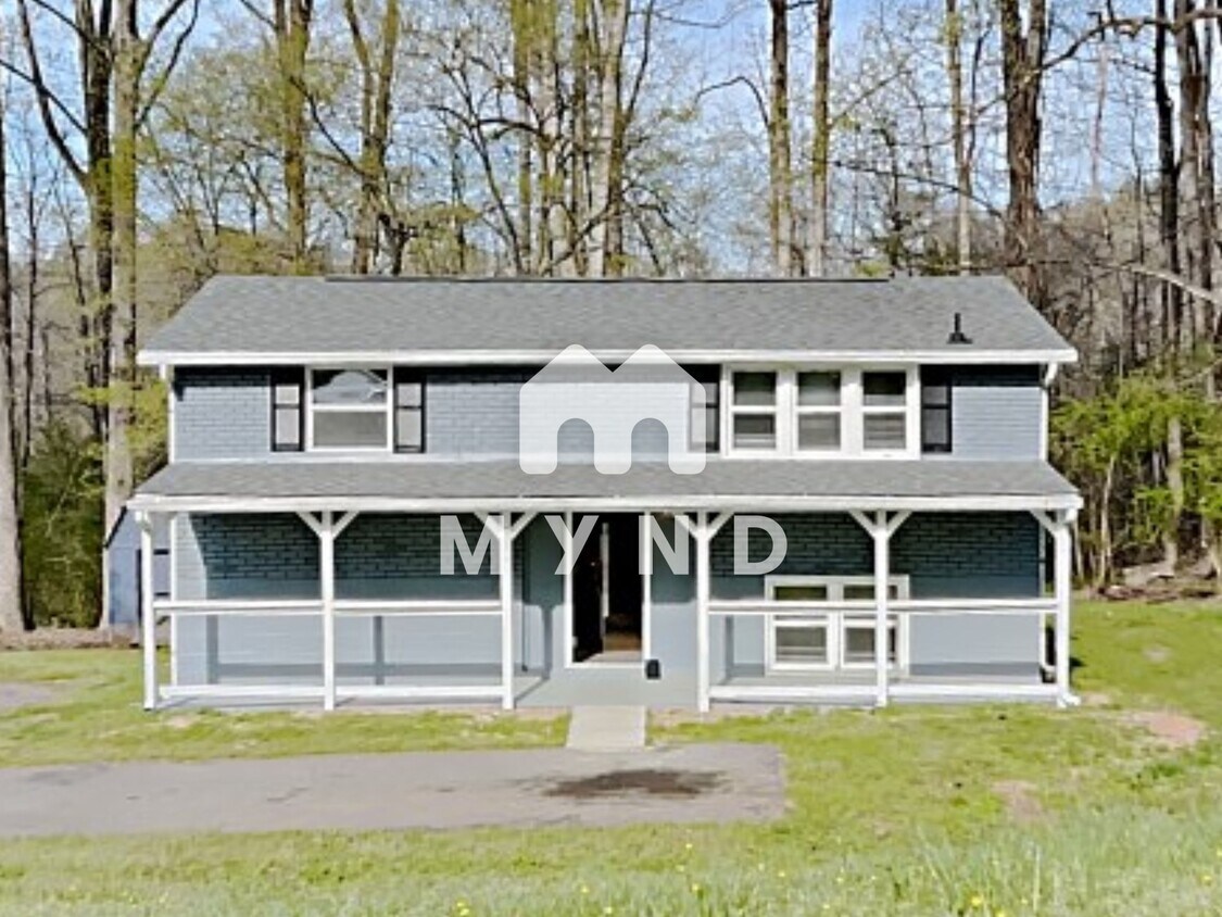 1120 Rita Ave House Rental in Statesville, NC