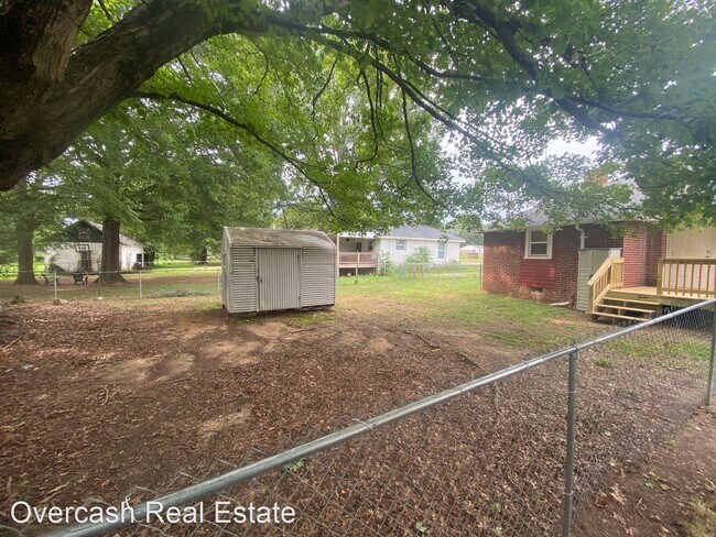 Building Photo - 2 br, 1 bath House - 602 East Ryder