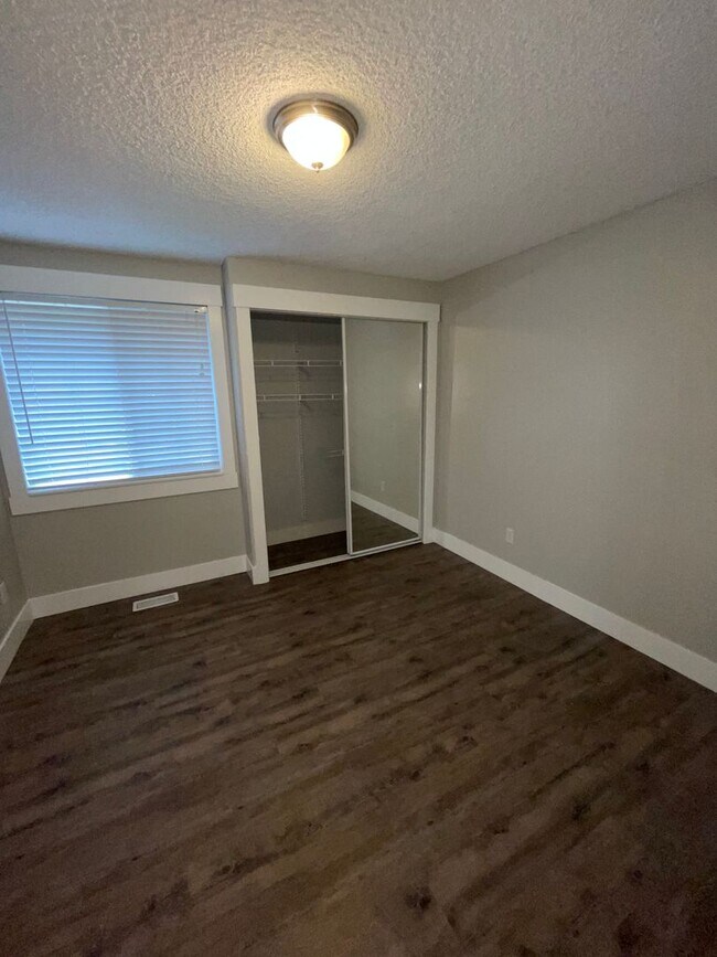 Foto del edificio - Newly Remodeled and updated Home near Fann...