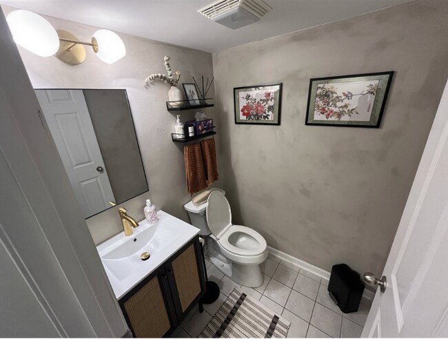 Foto del edificio - 3255 N Bay Ct