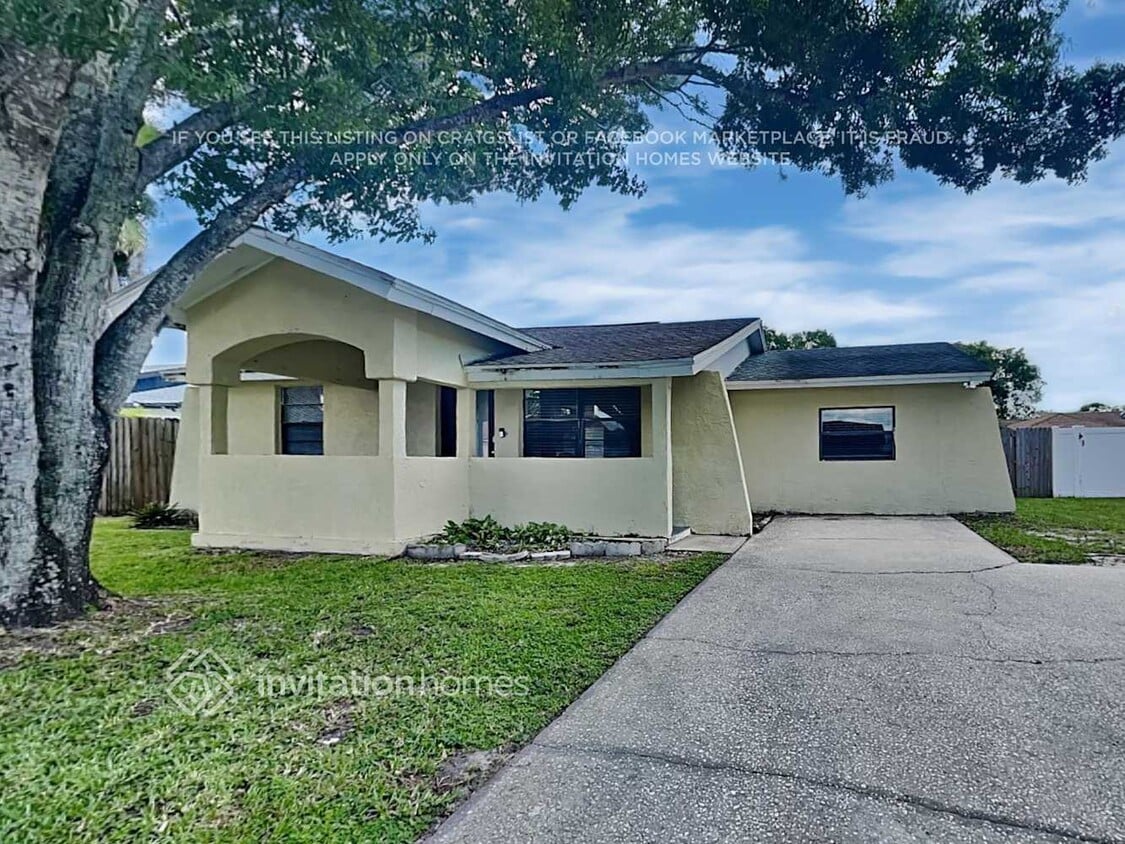 Primary Photo - 10206 Vista Cove Ct