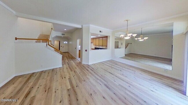 Building Photo - 615 Baywood Ln