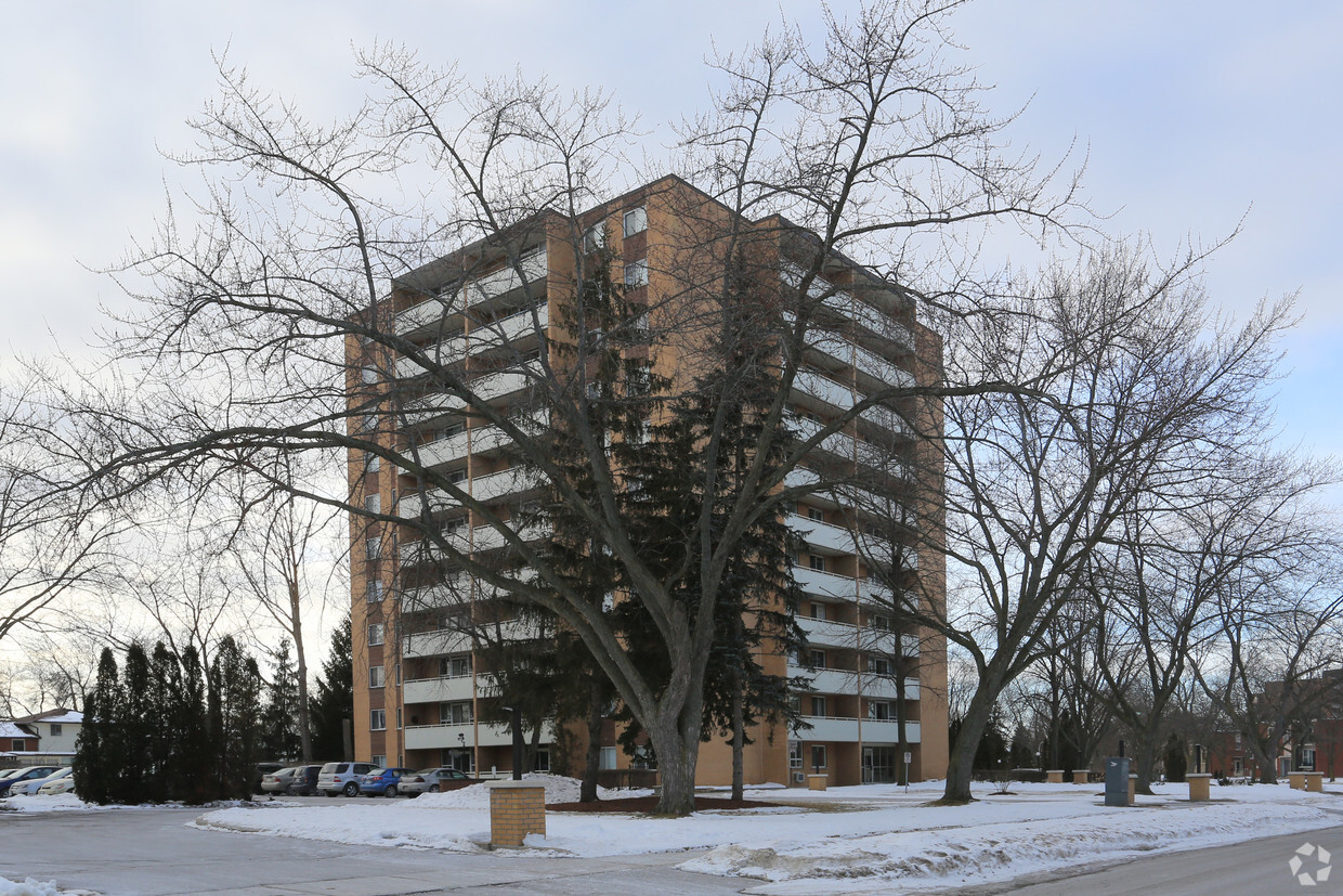 Primary Photo - Kloster Court