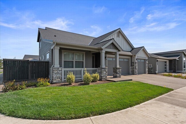 Building Photo - 5706 SE 79th Ave