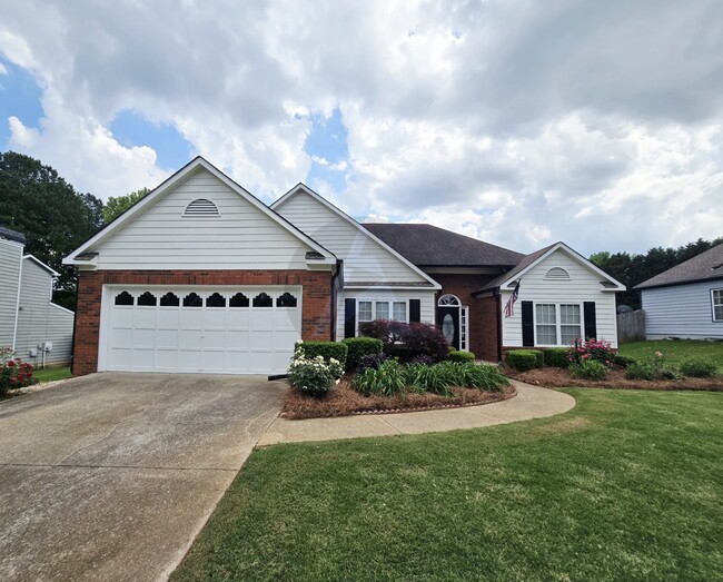 Building Photo - 130 Eagle Glen Dr