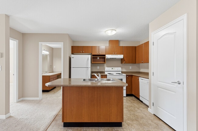 Building Photo - 7556-7556 Topaz Dr