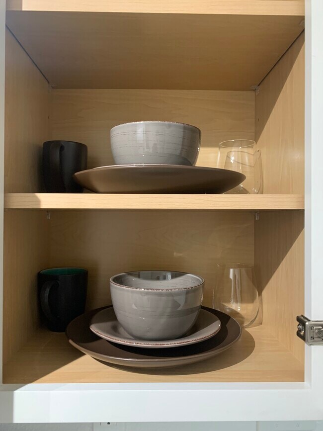 Foto del edificio - 457 N Lamb Blvd