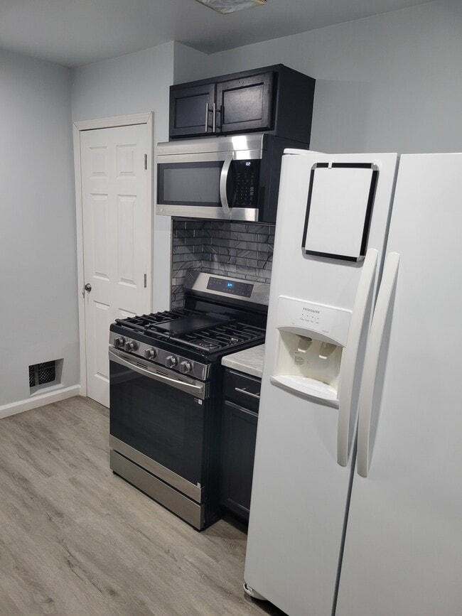 Foto del edificio - 16916 Collingham Dr