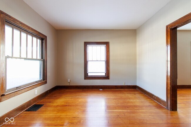 Foto del edificio - 6363 Guilford Ave