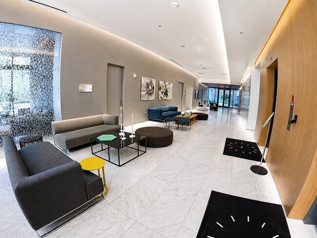 Foto del edificio - 88 SW 7th St