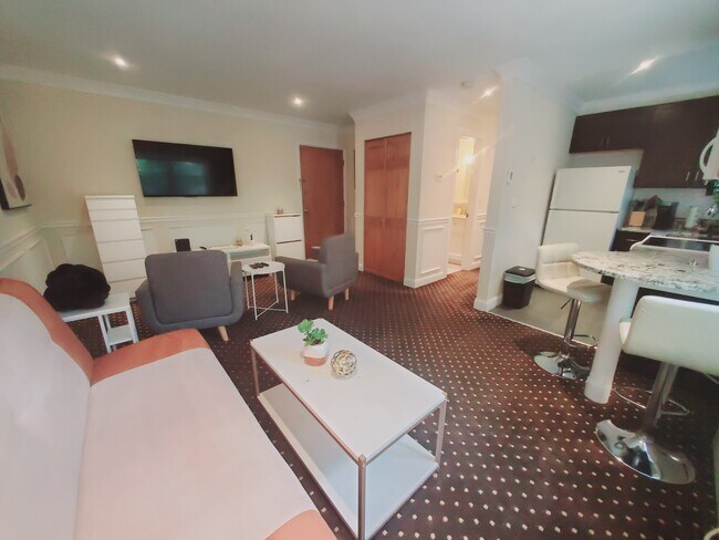 Foto del edificio - 398 Courtland Ave
