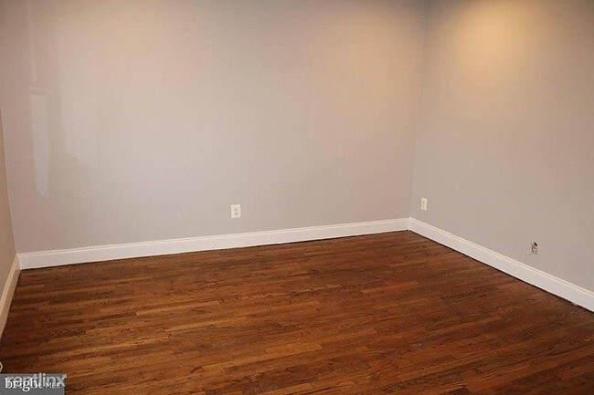Foto del edificio - 909 19th St NE