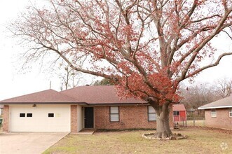 Building Photo - 812 Marigold Dr