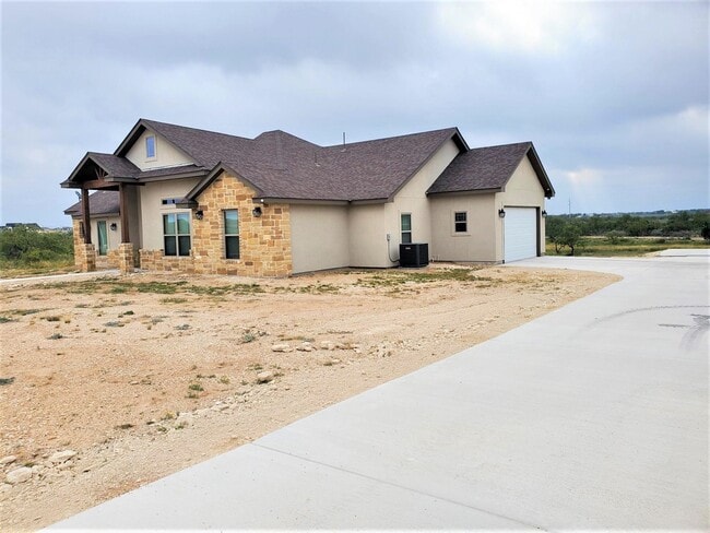 Building Photo - 1033 Diego Loop