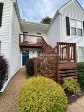 Building Photo - 924 Ironwood Dr