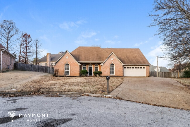 Building Photo - 1875 Carlyn Cove