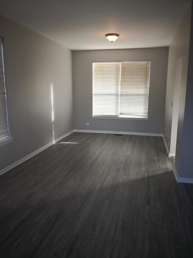 Foto del edificio - 5728 Breezeland Rd