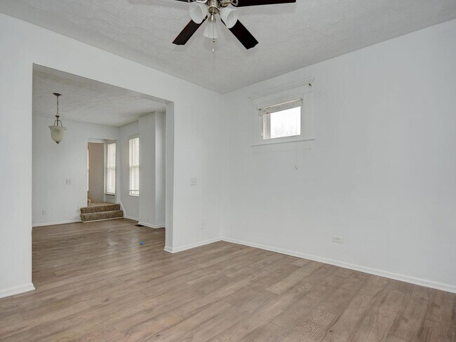 Building Photo - 683-685 South Champion