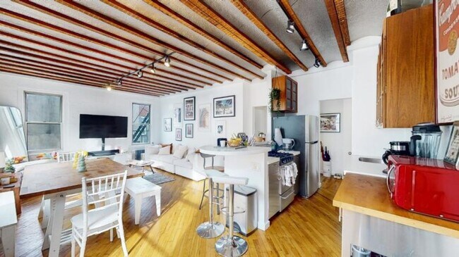 Foto del edificio - 3 bedroom in New York NY 10011