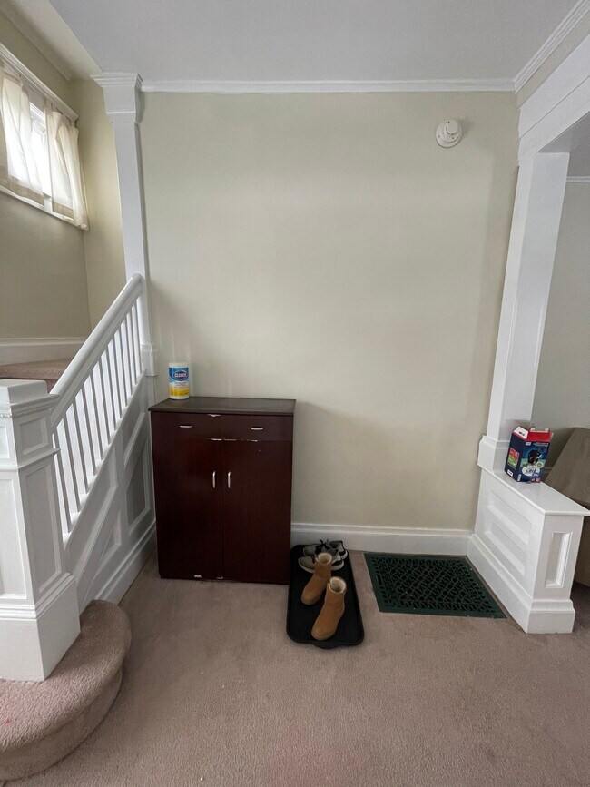 Foyer - 7 Millard Ave