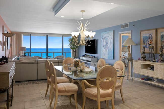 Foto del edificio - 100 S Beach Rd