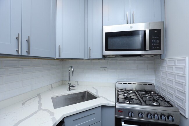 Foto del edificio - 545 W Belmont