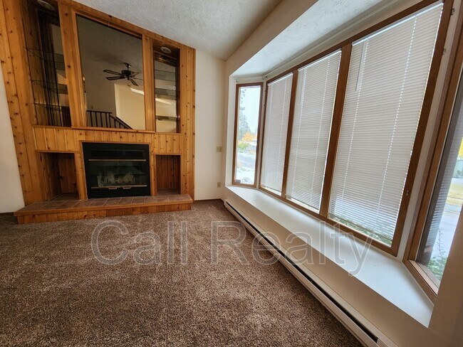 Foto del edificio - 1533 E 39th Ave