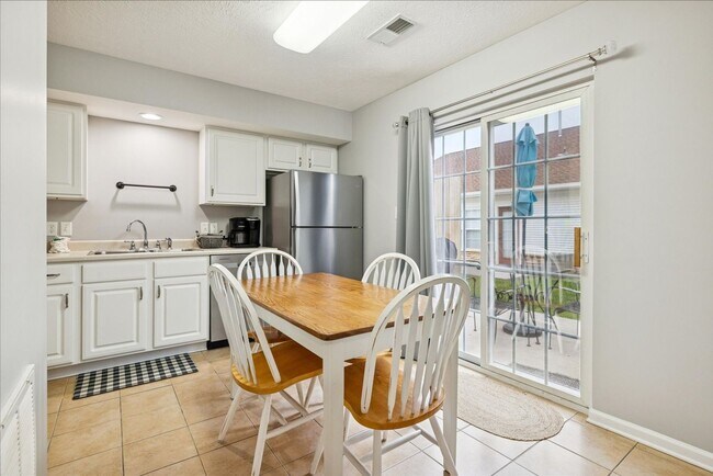 Foto del edificio - 522 Orch Vly Wy
