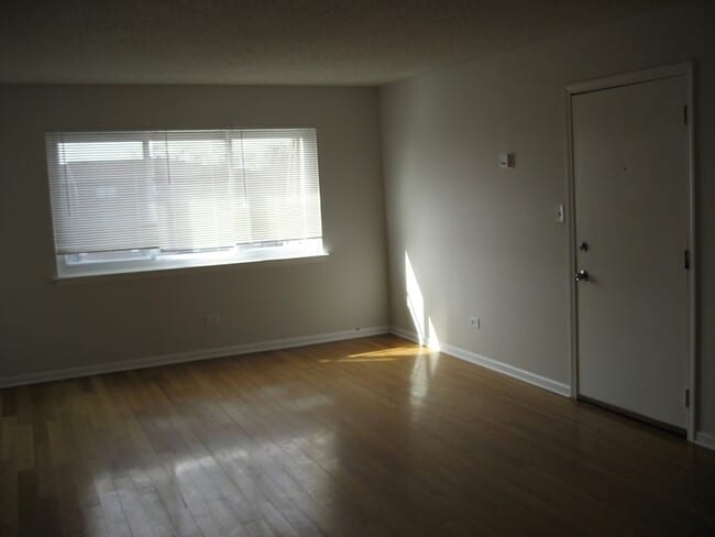 Building Photo - 1424 Carol Ct