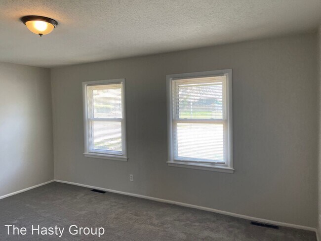 Building Photo - 3 br, 2 bath House - 11810 Fremont Ave