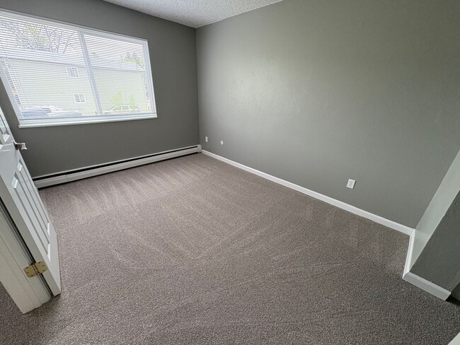 Interior Photo - Mountain Pointe Apartments