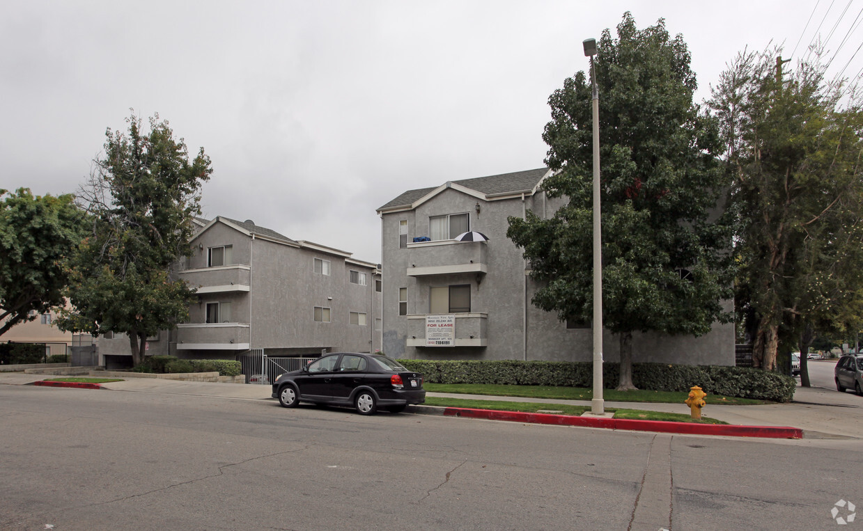 Primary Photo - Mountain View Apartments