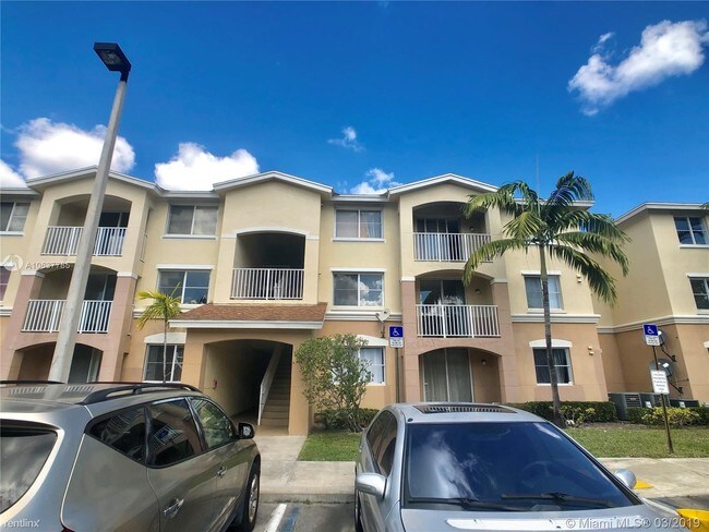 Foto del edificio - 13820 NE 3rd Ct