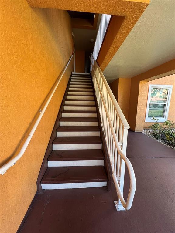 Foto del edificio - 5471 Vineland Rd