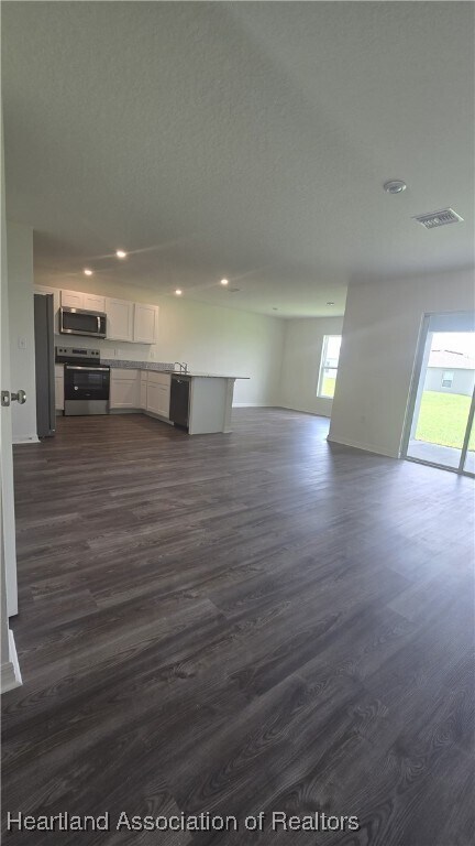 Building Photo - 1280 Stone Ridge Cir