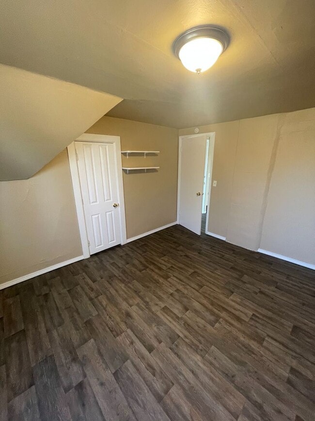 Foto del edificio - 841 S Oakland Ave