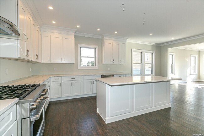 Foto del edificio - 176 Jefferson Ave