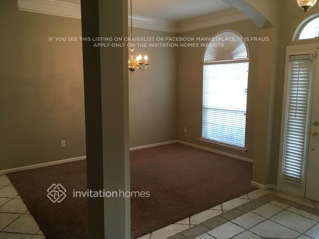 Building Photo - 12027 Brandon Lake Dr