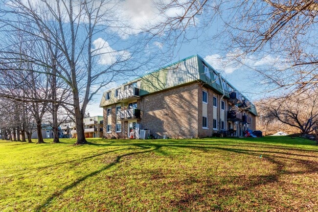 Photo du bâtiment - 6th Street Apartments