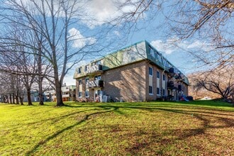 Building Photo - 6th Street Apartments