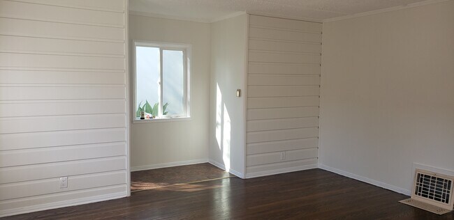 Foto del edificio - 3734 Sawtelle Blvd