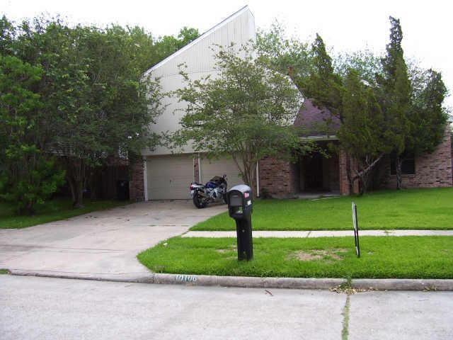 Primary Photo - 10106 Lost Trail St